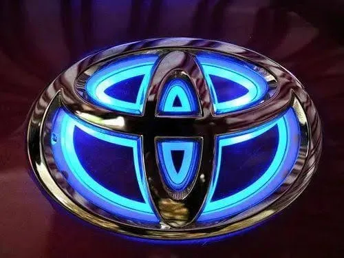 Toyota LED Front Grille Logo — view 1